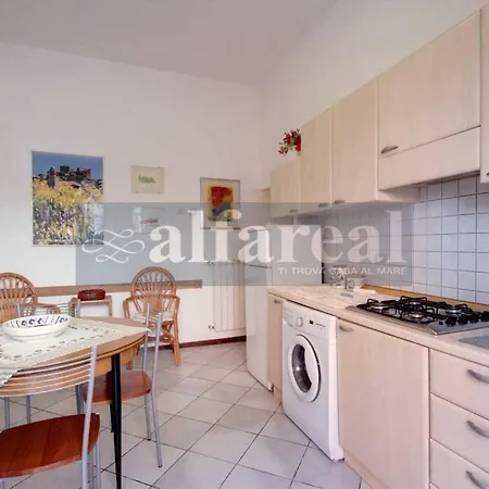 Luisa Ponente, 100 Mt Dal Mare, Clima, Spazio Esterno, Wifi! By Alfareal Appartamento *